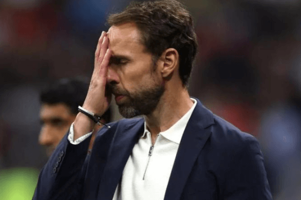 英格兰1-1战平丹麦后索斯盖特排兵布阵引发讨论